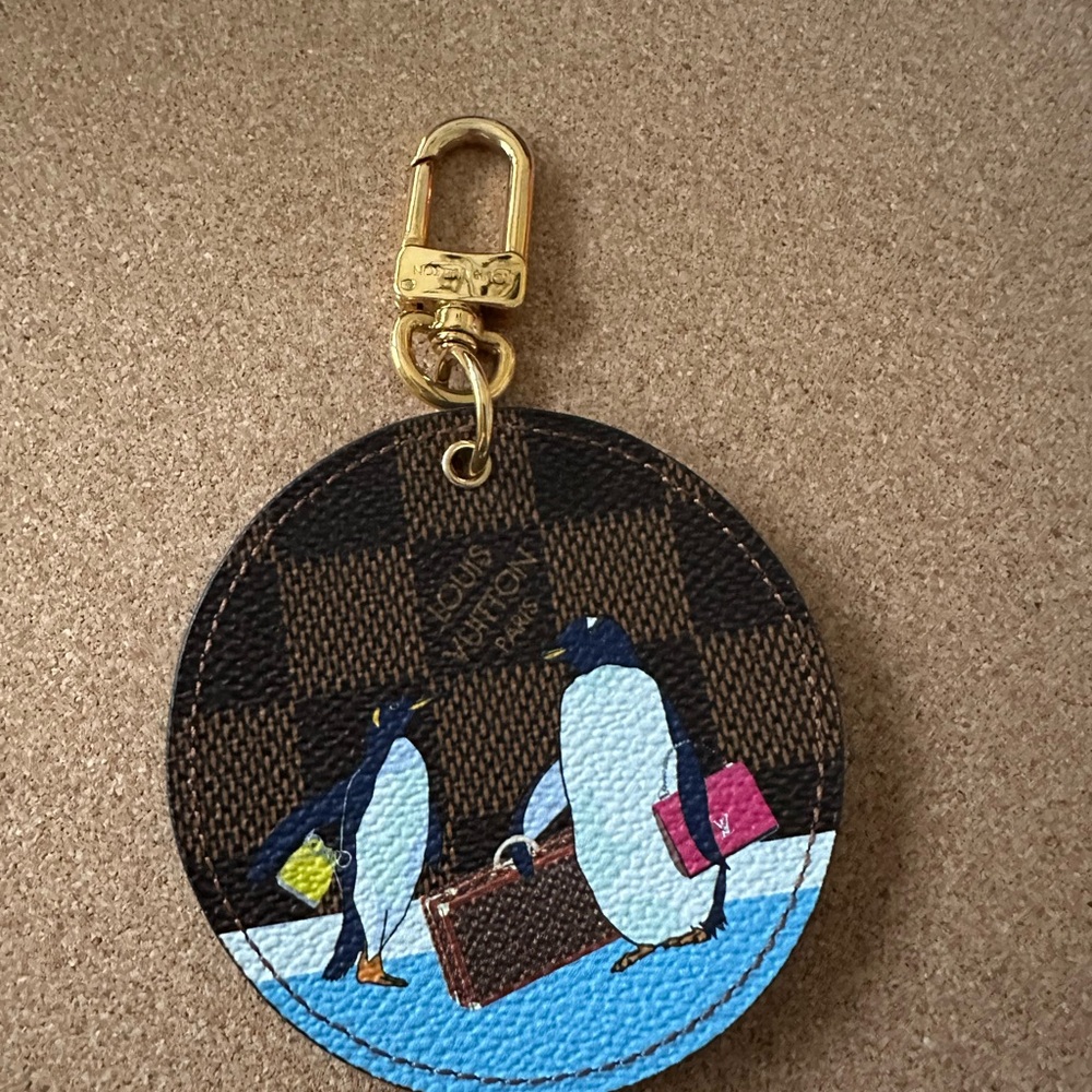Louis Vuitton Damier Ebene Illustre Penguin Bag Charm